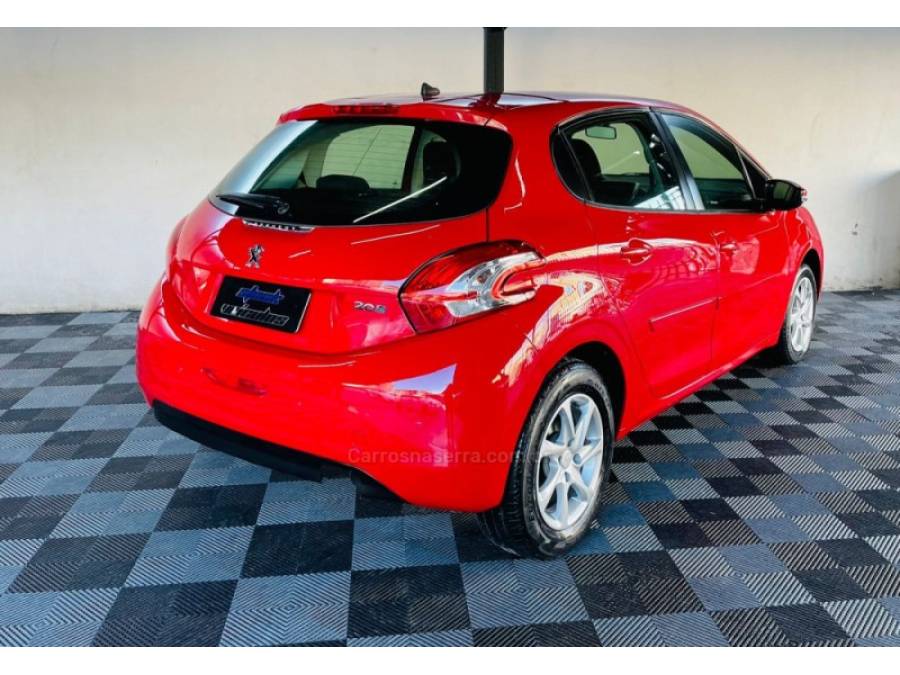 PEUGEOT - 208 - 2013/2014 - Vermelha - R$ 40.900,00