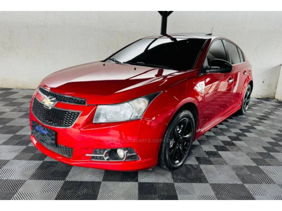 CHEVROLET - CRUZE - 2013/2014 - Vermelha - R$ 68.900,00