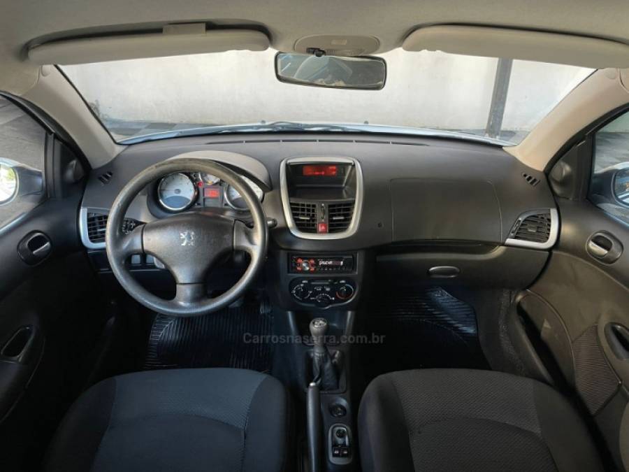 PEUGEOT - 207 - 2011/2012 - Branca - R$ 21.900,00