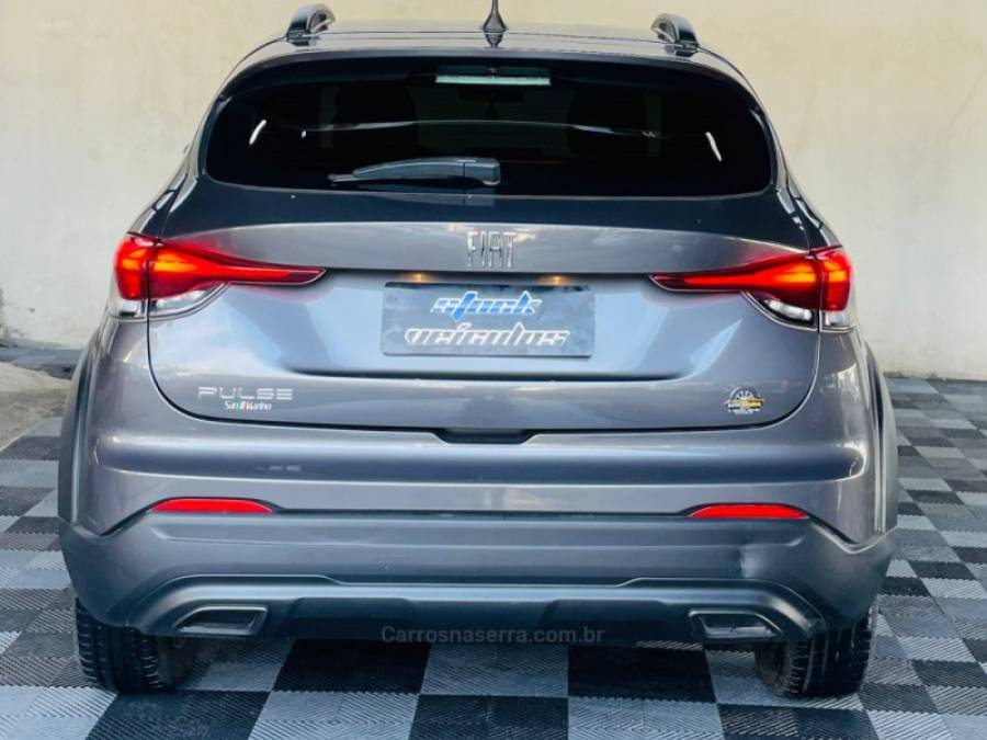FIAT - PULSE - 2022/2023 - Cinza - R$ 89.900,00