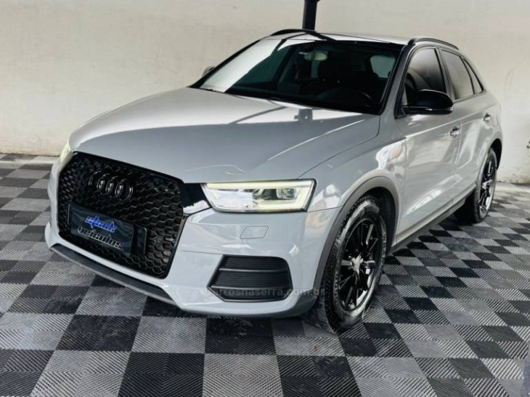 AUDI - Q3 - 2015/2016 - Cinza - R$ 88.900,00