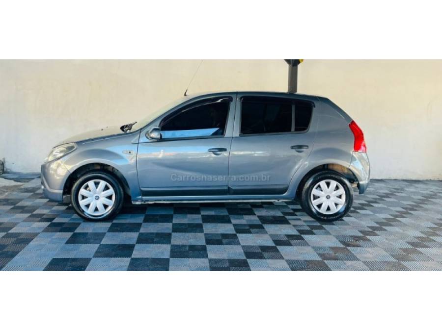 RENAULT - SANDERO - 2011/2011 - Cinza - R$ 19.900,00