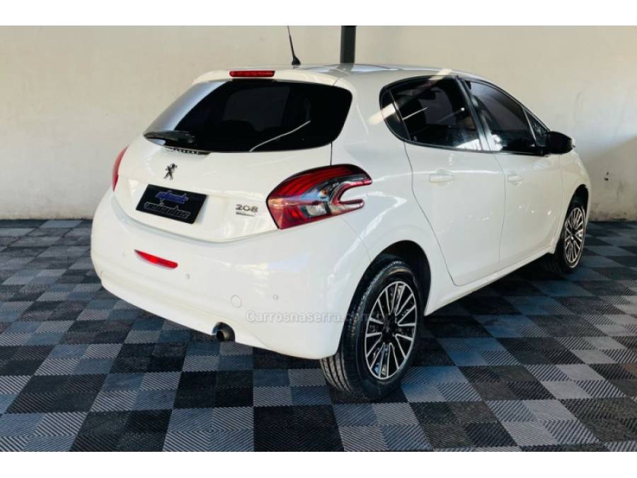PEUGEOT - 208 - 2018/2018 - Branca - R$ 41.900,00