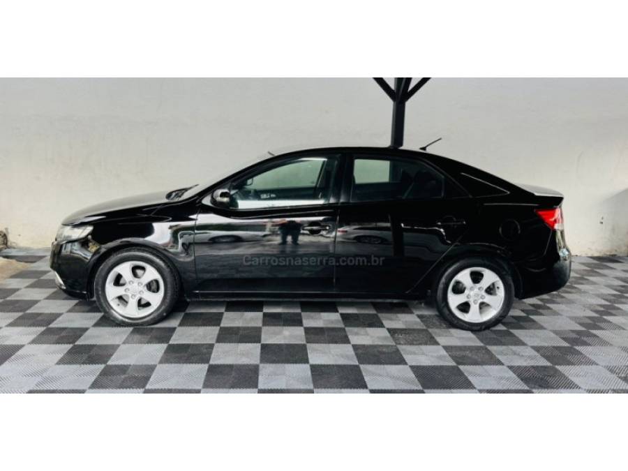 KIA MOTORS - CERATO - 2009/2010 - Preta - R$ 41.900,00
