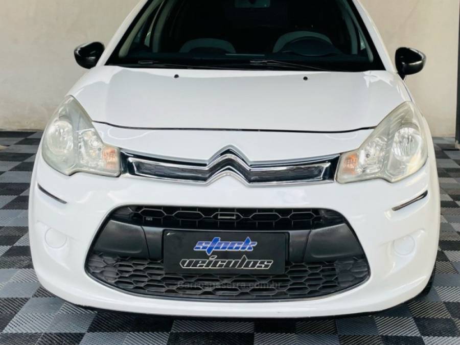 CITROËN - C3 - 2013/2014 - Branca - R$ 33.900,00