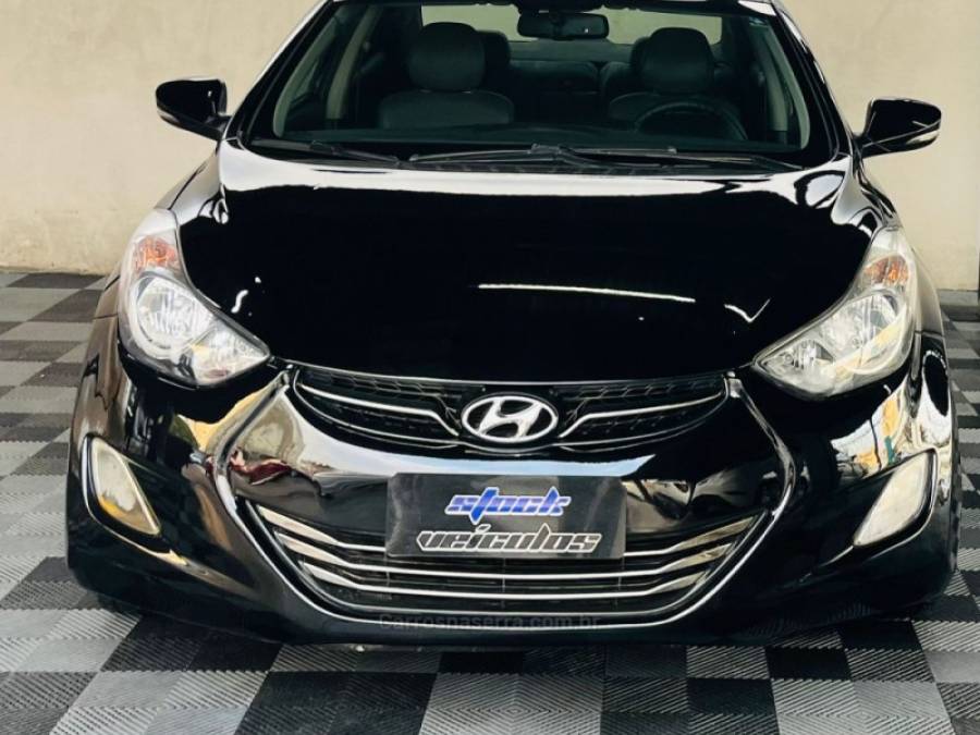 HYUNDAI - ELANTRA - 2011/2012 - Preta - R$ 61.900,00