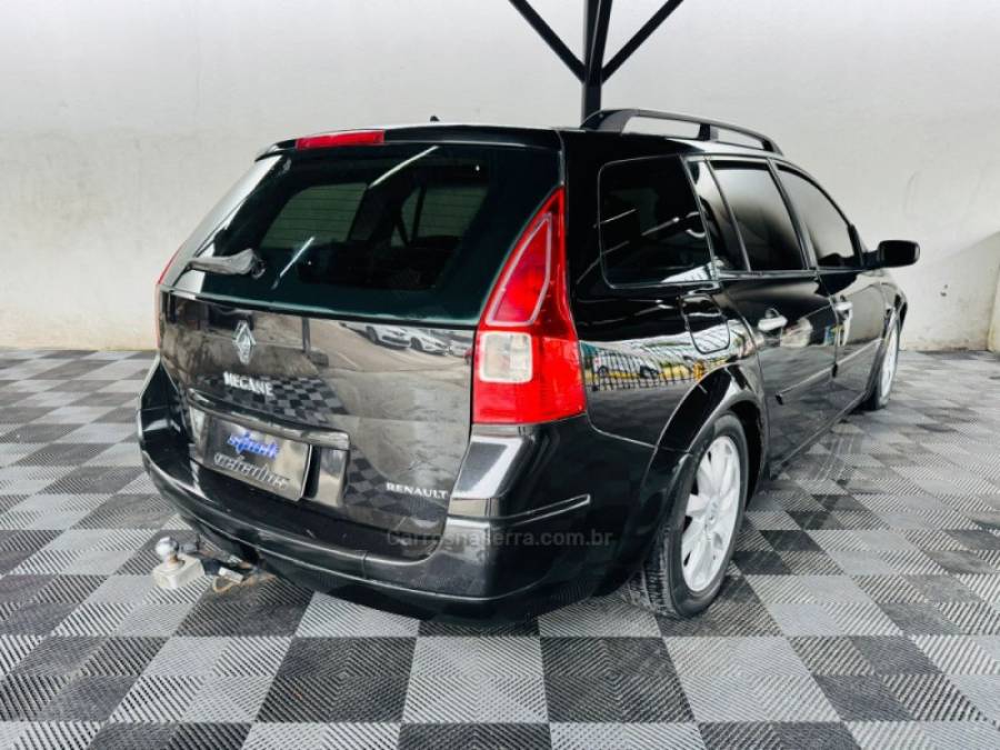 RENAULT - MÉGANE - 2012/2013 - Preta - R$ 29.900,00