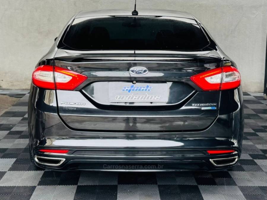 FORD - FUSION - 2014/2014 - Preta - R$ 71.900,00