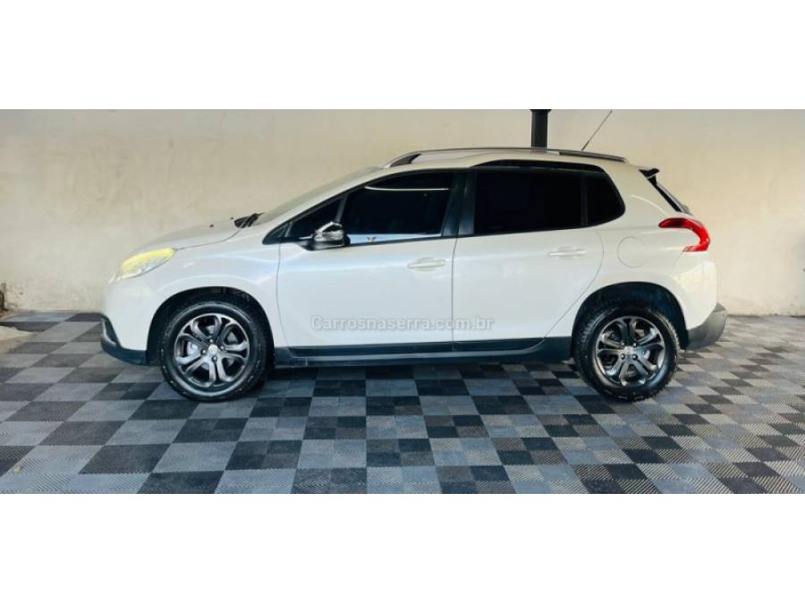PEUGEOT - 2008 - 2016/2017 - Branca - R$ 53.900,00
