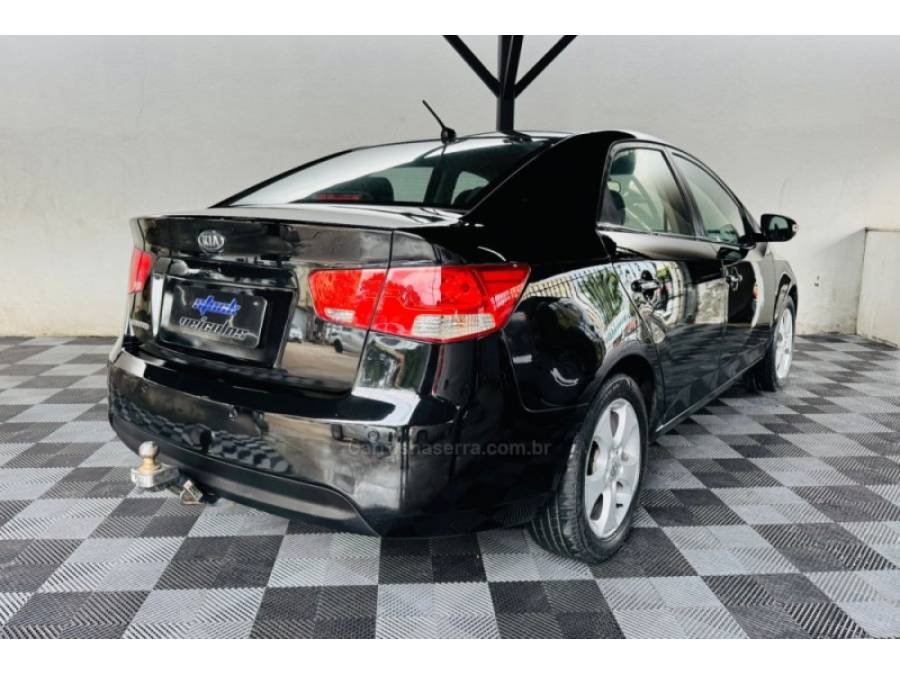 KIA MOTORS - CERATO - 2009/2010 - Preta - R$ 41.900,00