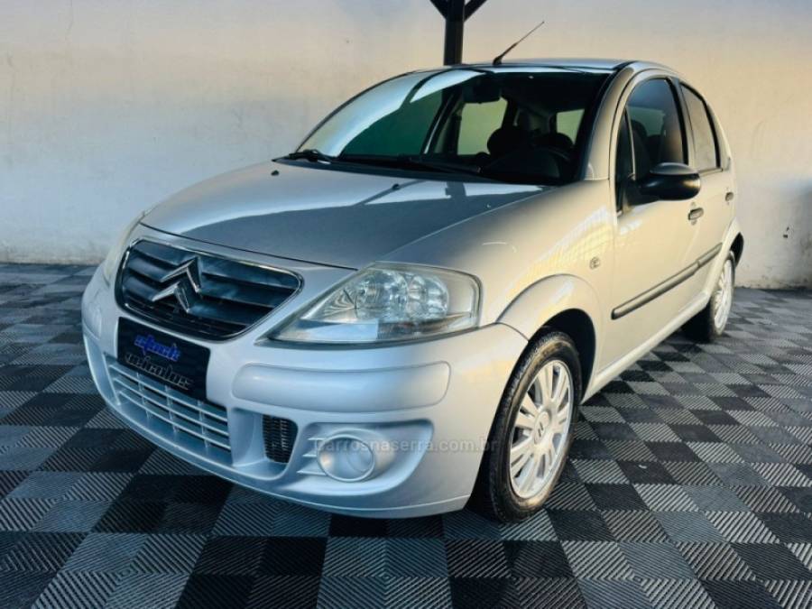 CITROËN - C3 - 2010/2011 - Prata - R$ 23.900,00