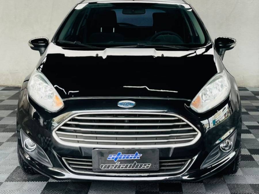 FORD - FIESTA - 2013/2014 - Preta - R$ 40.900,00