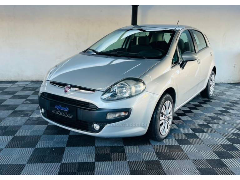 FIAT - PUNTO - 2013/2013 - Prata - R$ 39.900,00