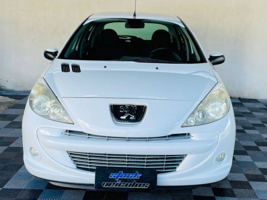 PEUGEOT - 207 - 2011/2012 - Branca - R$ 21.900,00