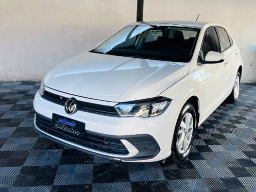 VOLKSWAGEN - POLO - 2023/2023 - Branca - R$ 72.900,00