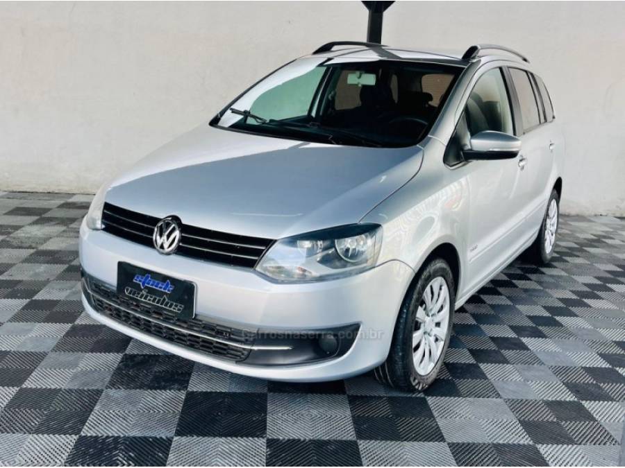 VOLKSWAGEN - SPACEFOX - 2012/2013 - Prata - R$ 41.900,00