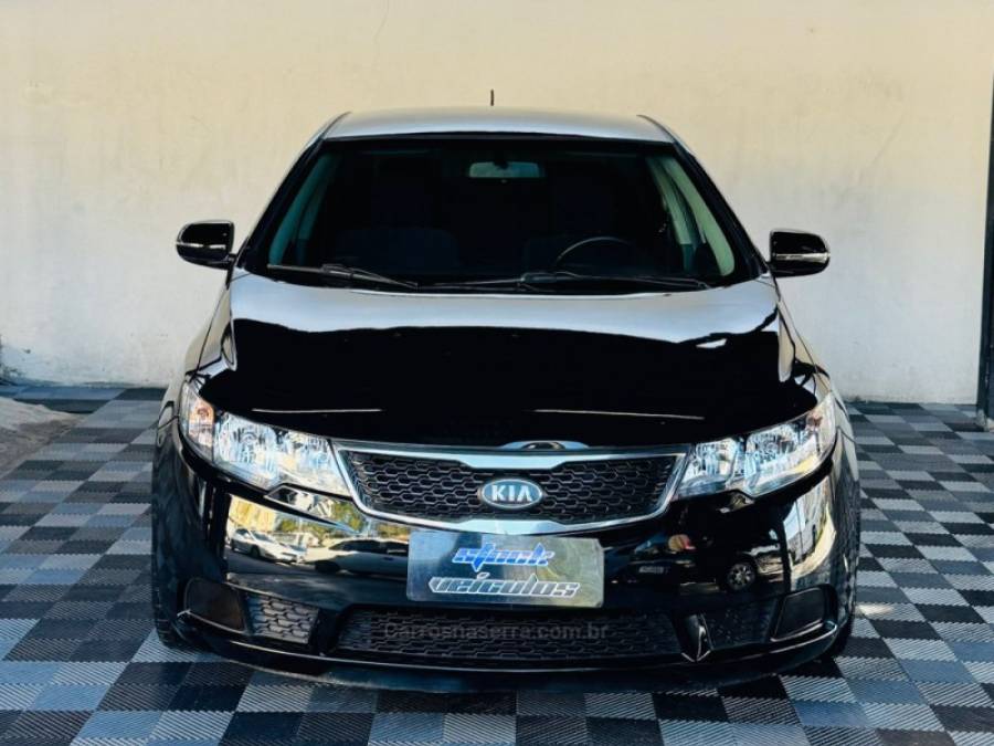 KIA MOTORS - CERATO - 2012/2012 - Preta - R$ 46.900,00