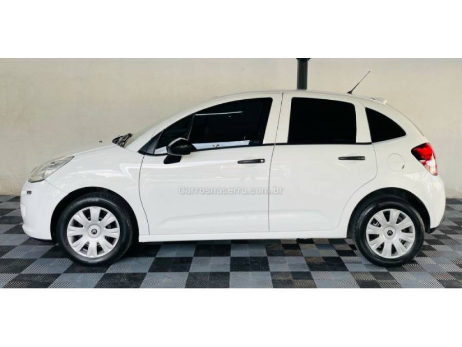 CITROËN - C3 - 2013/2014 - Branca - R$ 33.900,00