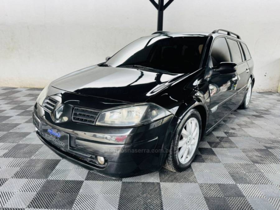 RENAULT - MÉGANE - 2012/2013 - Preta - R$ 29.900,00