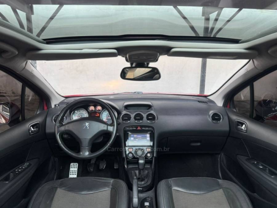 PEUGEOT - 308 - 2015/2016 - Vermelha - R$ 53.900,00