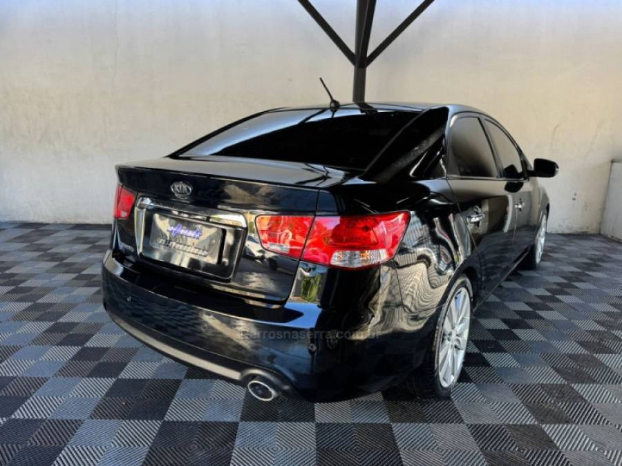 KIA MOTORS - CERATO - 2012/2012 - Preta - R$ 46.900,00