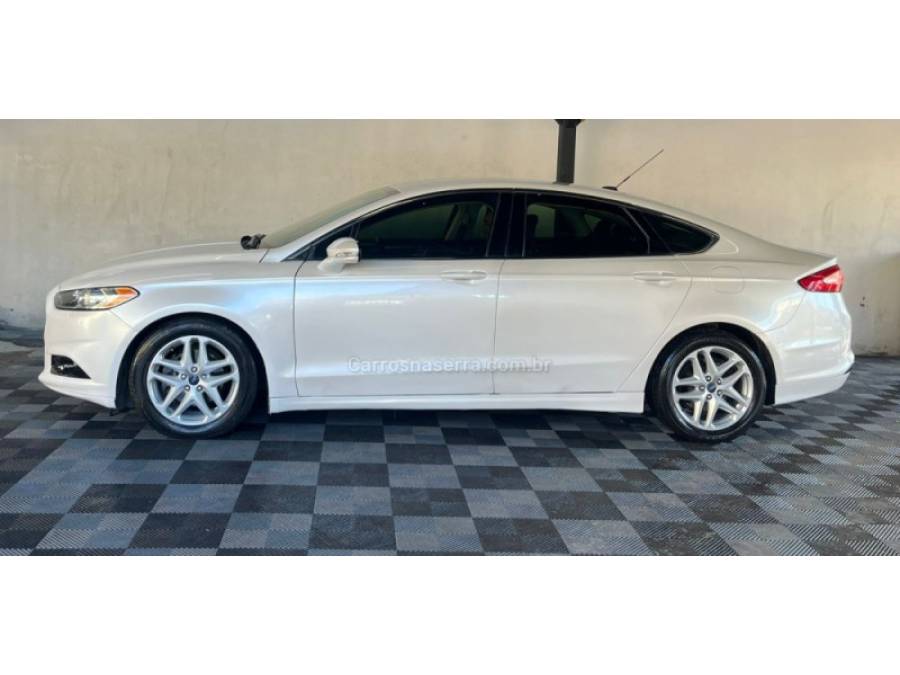 FORD - FUSION - 2013/2013 - Branca - R$ 61.900,00