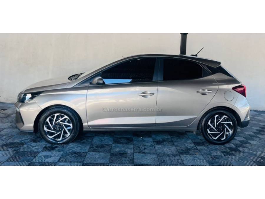 HYUNDAI - HB20 - 2023/2024 - Cinza - R$ 66.900,00