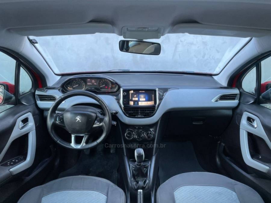 PEUGEOT - 208 - 2013/2014 - Vermelha - R$ 40.900,00