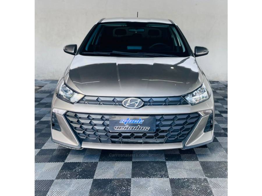HYUNDAI - HB20 - 2023/2024 - Cinza - R$ 65.900,00