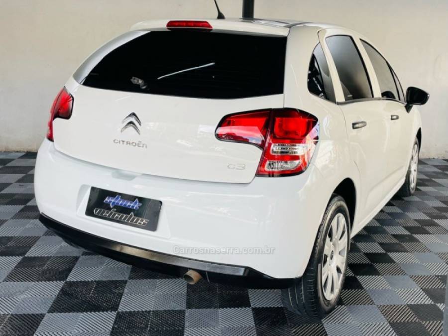 CITROËN - C3 - 2013/2014 - Branca - R$ 33.900,00